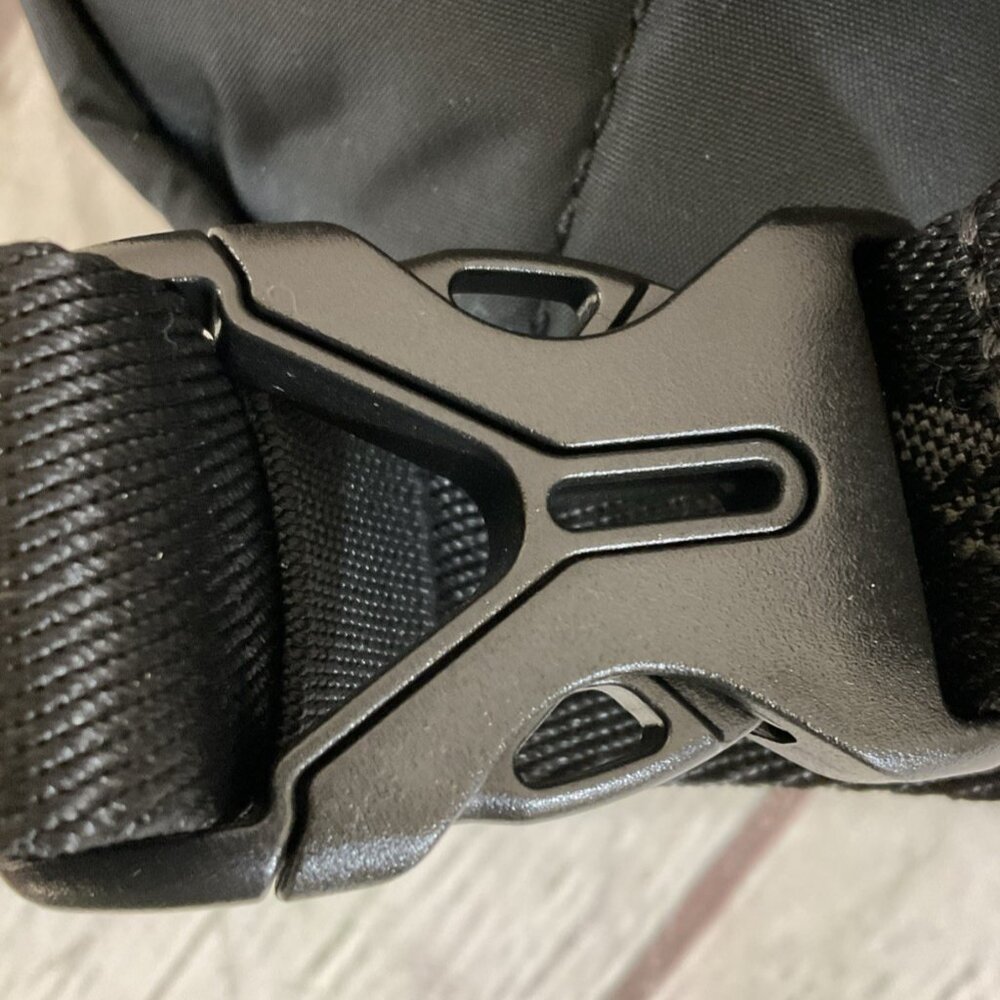 ADIDAS Originals 2.0 Sport Waist Pack/NWT - Picture 12 of 15